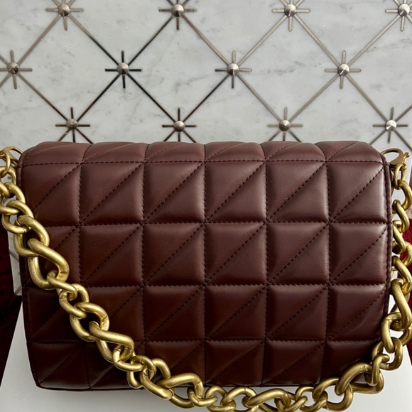 ZARA (SOLD OUT) QUILTED CHAIN BAG-CHOCOLATE BROWN - Picture 1 of 7